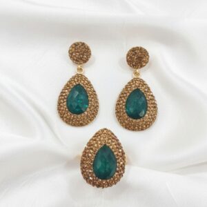 Emerald earrings with ring