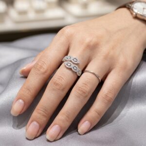 Silver ring adjustable