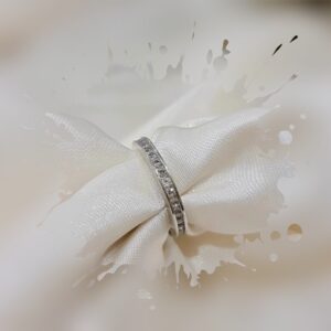 Silver ring(size 8