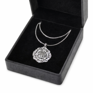 Silver pendent with chain