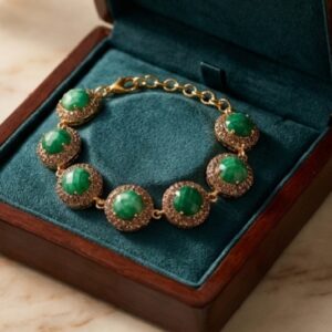 Emerald green bracelet