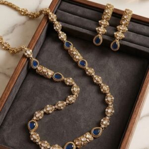 Long malla with earrings